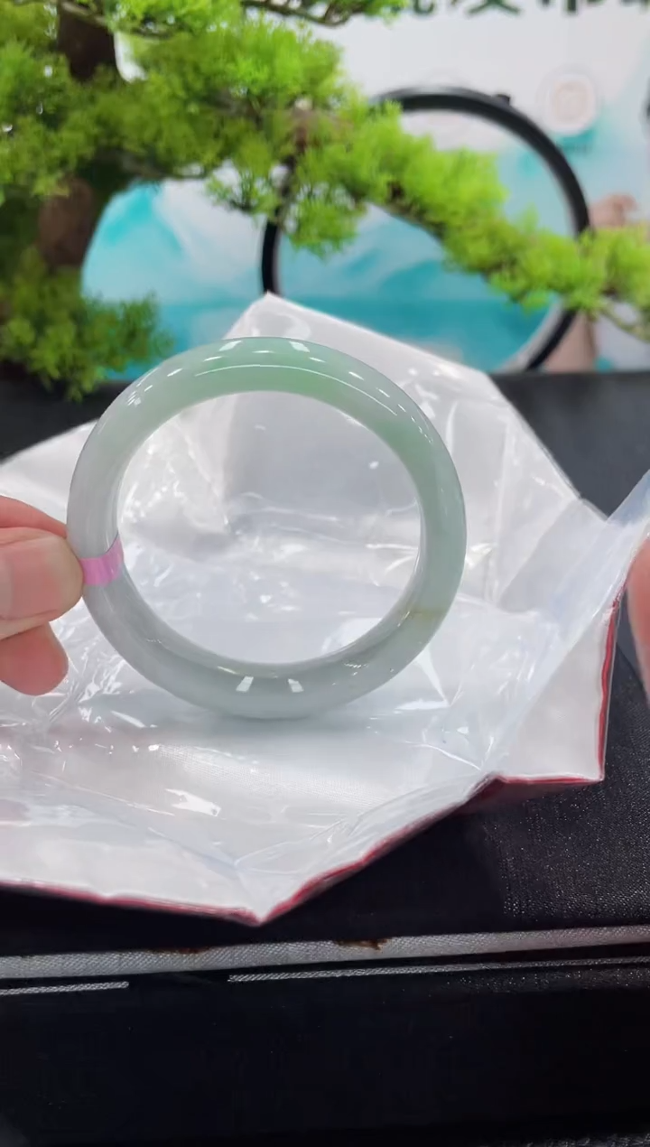 【闪购商品】翡翠手镯未镶嵌手镯