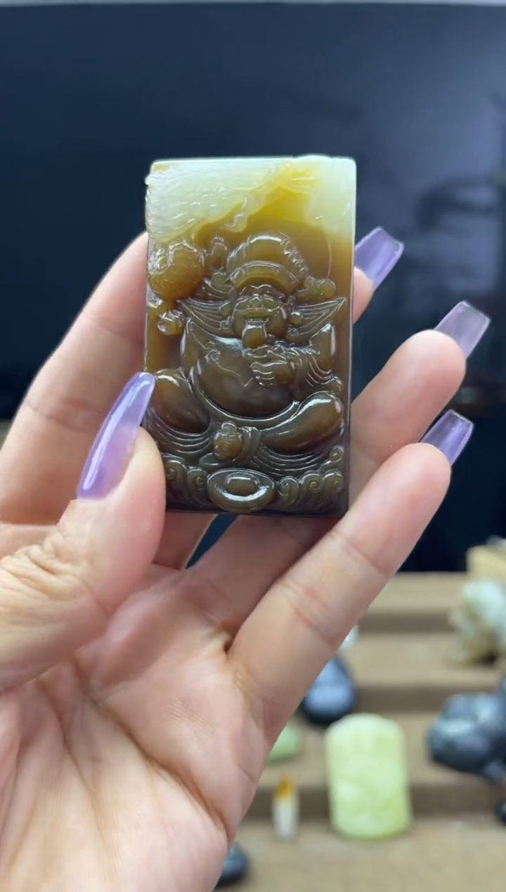 颈饰未镶嵌和田玉1