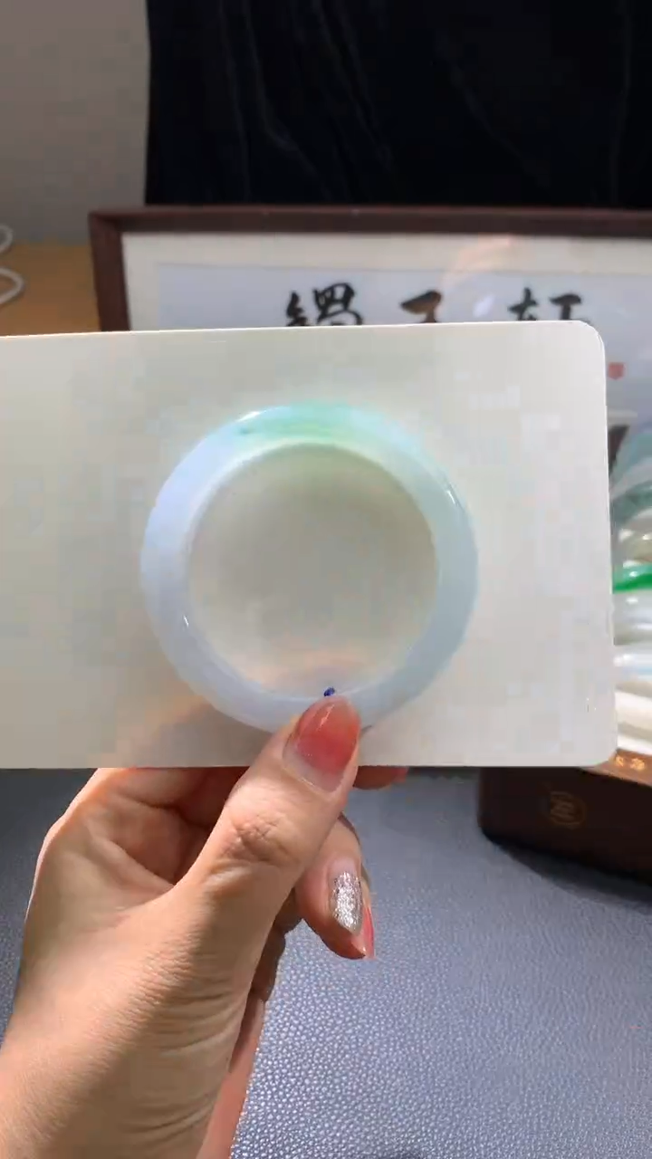 未镶嵌手镯翡翠手镯3