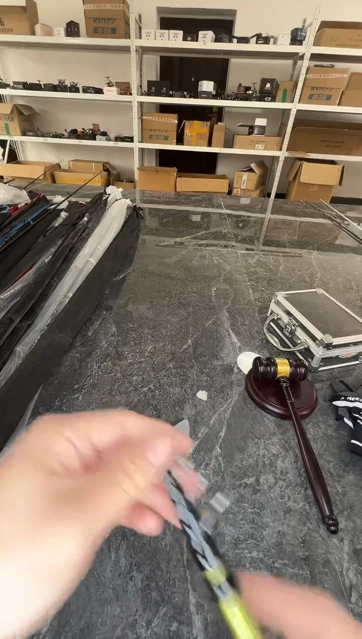 绿色直柄伸缩竿 