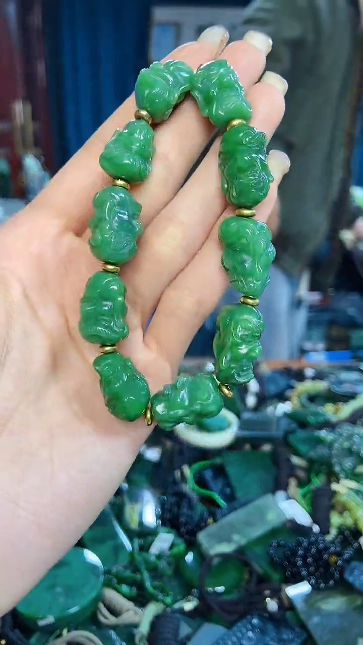 未镶嵌和田玉挂件1