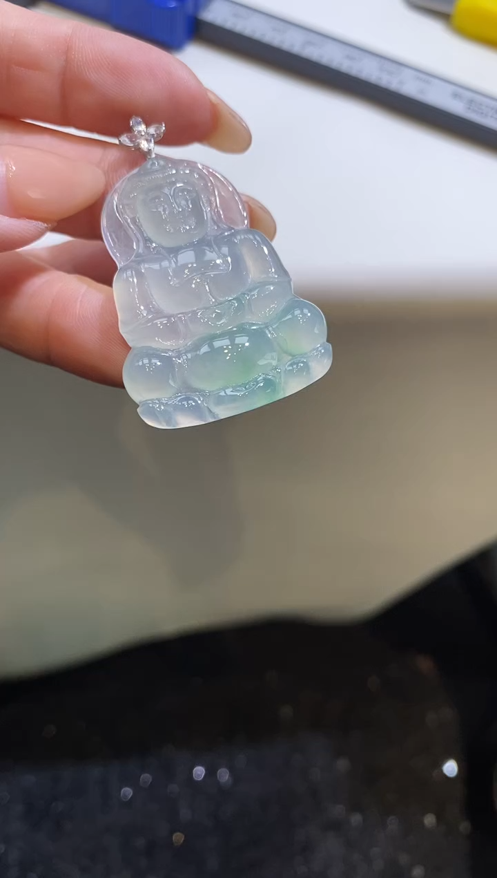 吊坠(不含链)18K金镶嵌翡翠观音