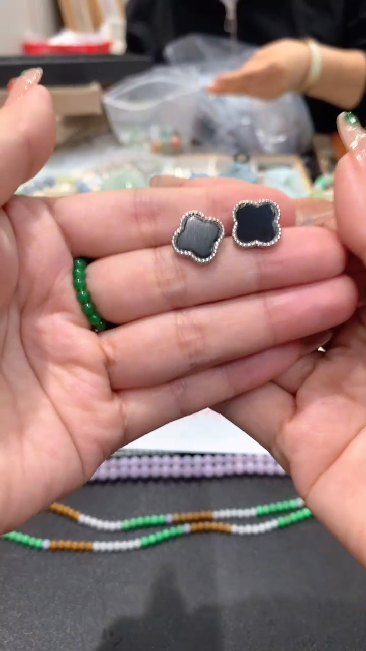 【闪购商品】翡翠耳饰银S925镶嵌翡翠