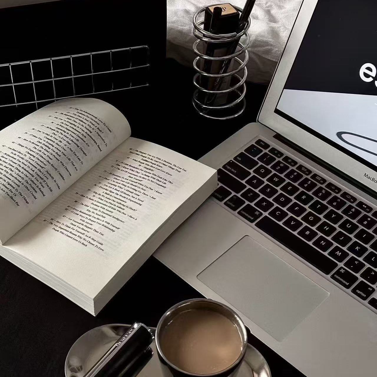 钛钢锆石项链 钛钢锆石项链 银铜合金 项链手链耳环耳钉