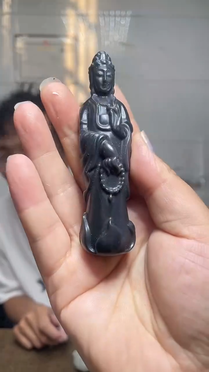 和田玉未镶嵌把件1