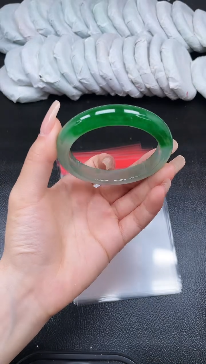  拍下以实物为准T186-56.4G