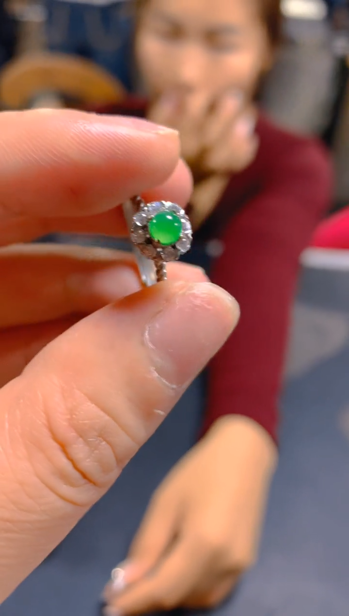 翡翠戒指未镶嵌0650110381多样性发一