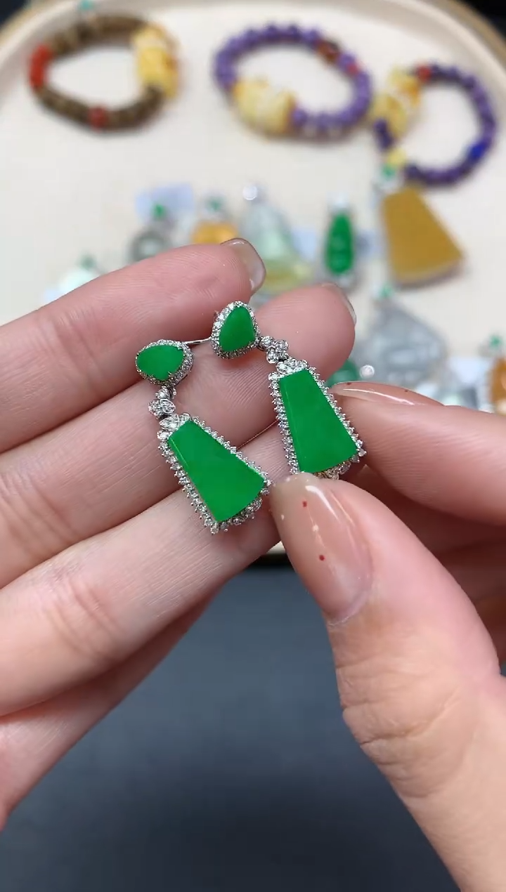 【闪购商品】翡翠耳饰18K金镶嵌耳饰A4|12800