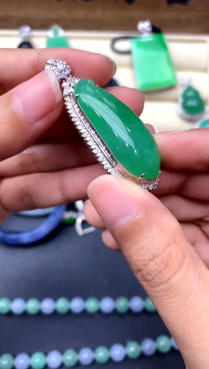 【闪购商品】翡翠颈饰18K金镶嵌451-中国好珍宝