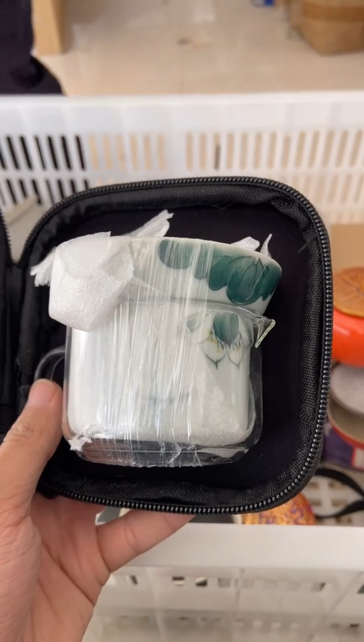 杯无运费险有瑕疵的摄影的产品有使用过的痕迹有点脏介意勿拍