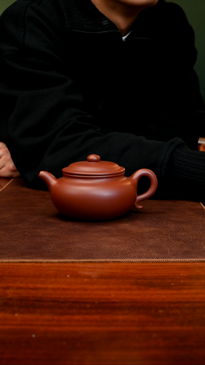 【闪购商品】紫砂茶壶大亨仿古紫泥300cc