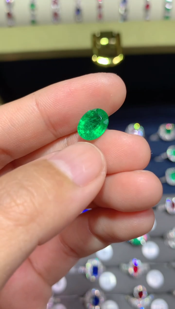 【闪购商品】祖母绿裸石未镶嵌1.64CT   潘杰希尔