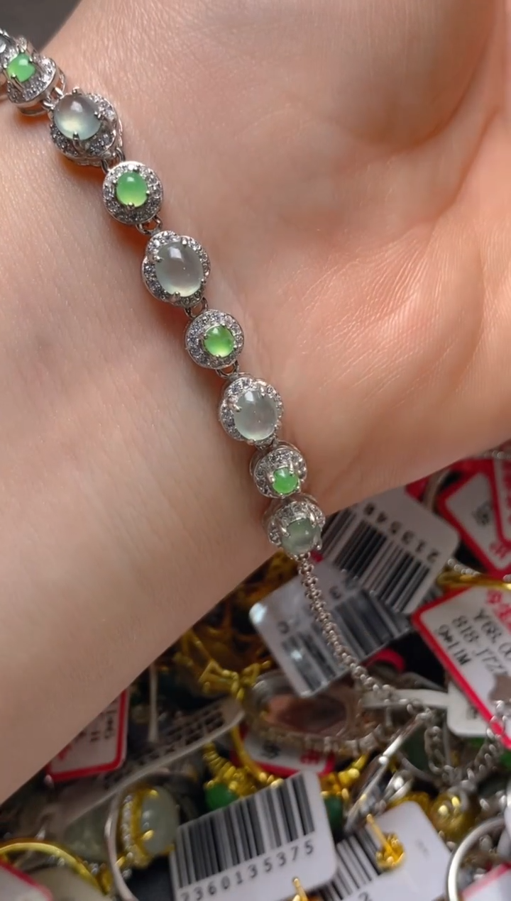 银S925镶嵌戒指翡翠百内无证书