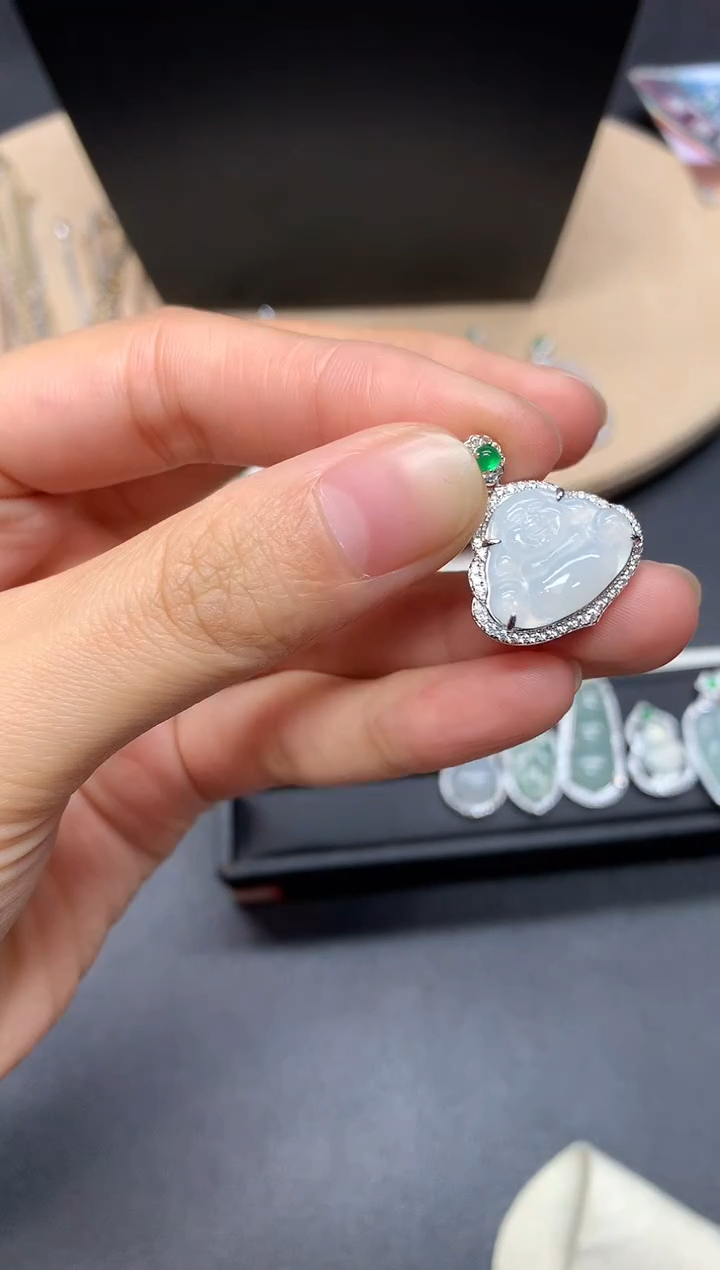 【闪购商品】翡翠吊坠(不含链)银S925镶嵌佛公【多样性发其一】