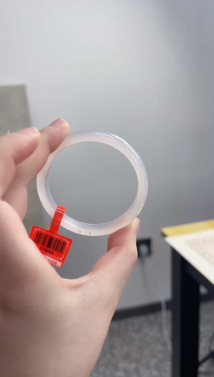 【闪购商品】玛瑙/玉髓手镯未镶嵌50-51圈口 需要包容