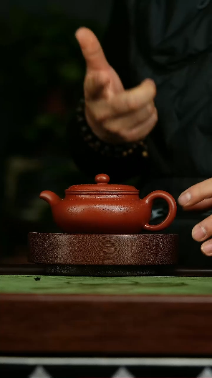 茶壶紫砂k23扁腹朱泥