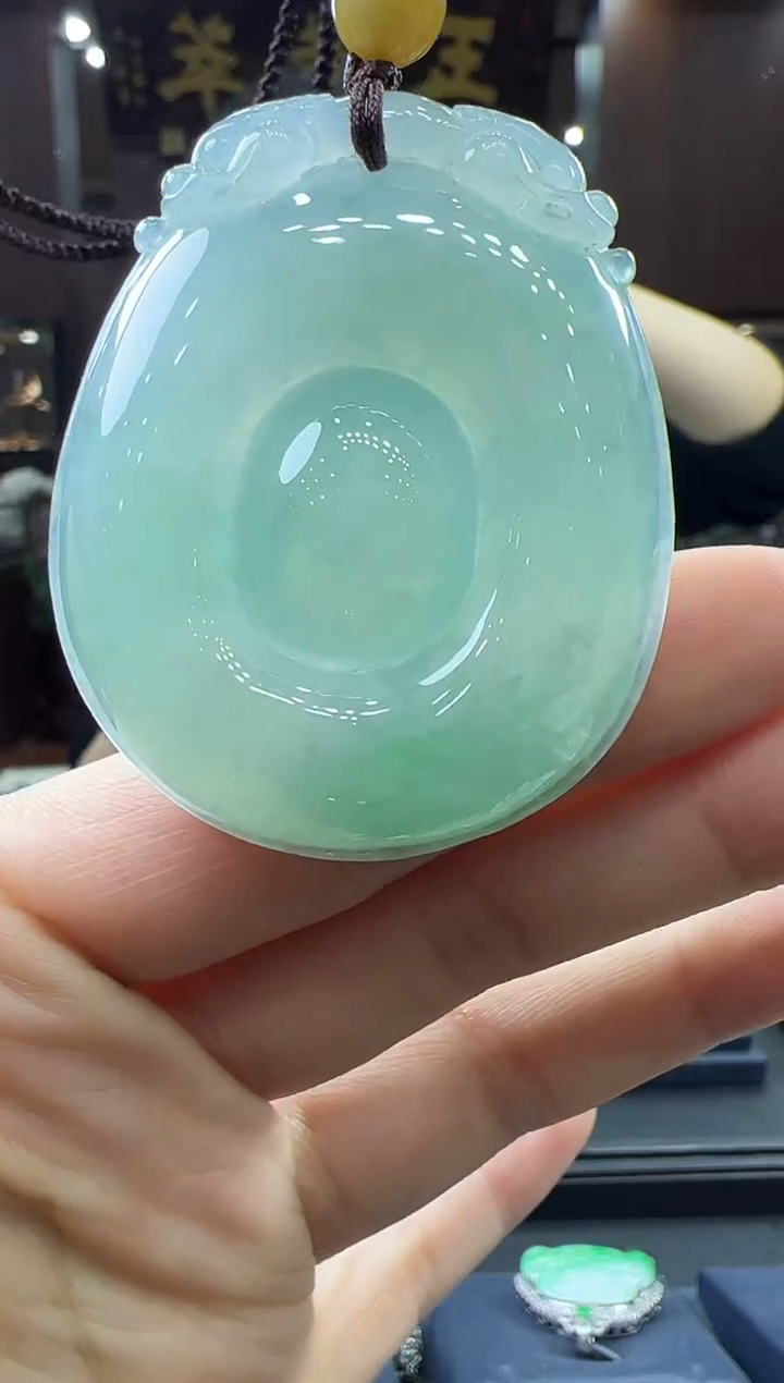 【闪购商品】翡翠挂件未镶嵌福贝