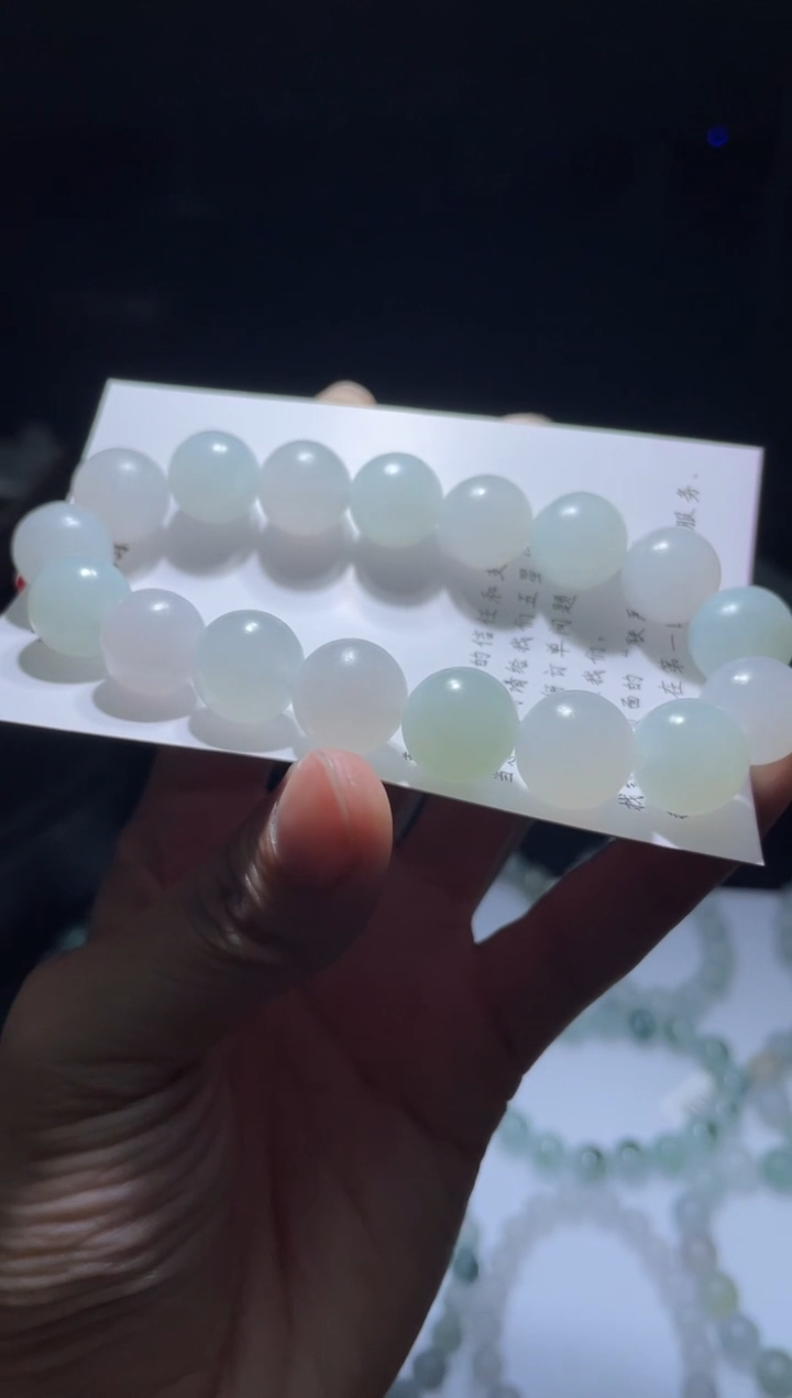 未镶嵌定制翡翠翡翠手串