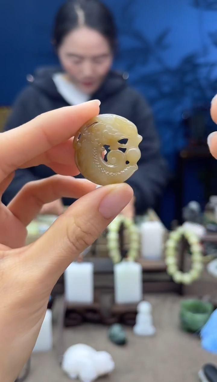 【闪购商品】和田玉颈饰未镶嵌1