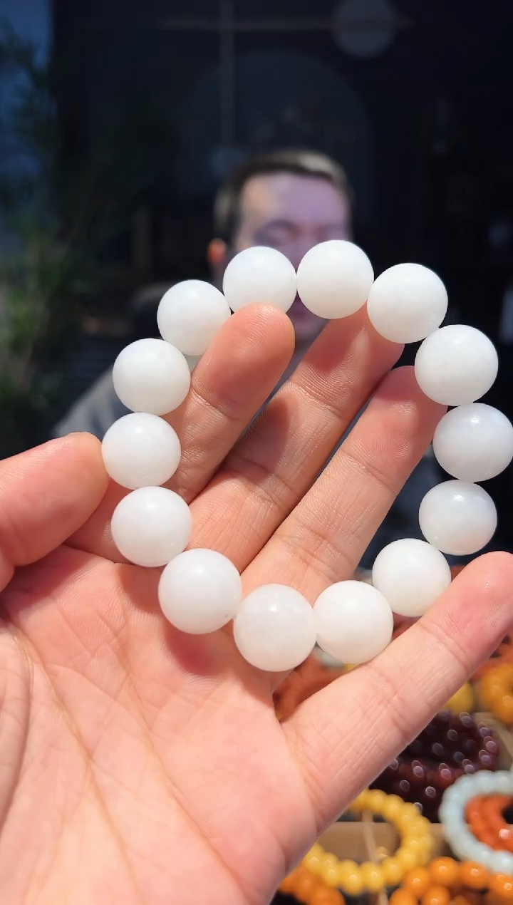 【闪购商品】和田玉手串未镶嵌16+