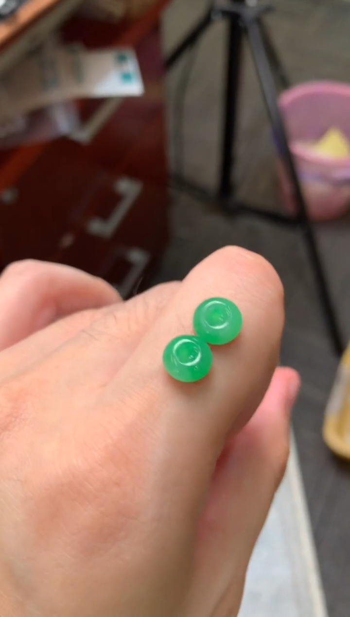 未镶嵌定制翡翠裸玉