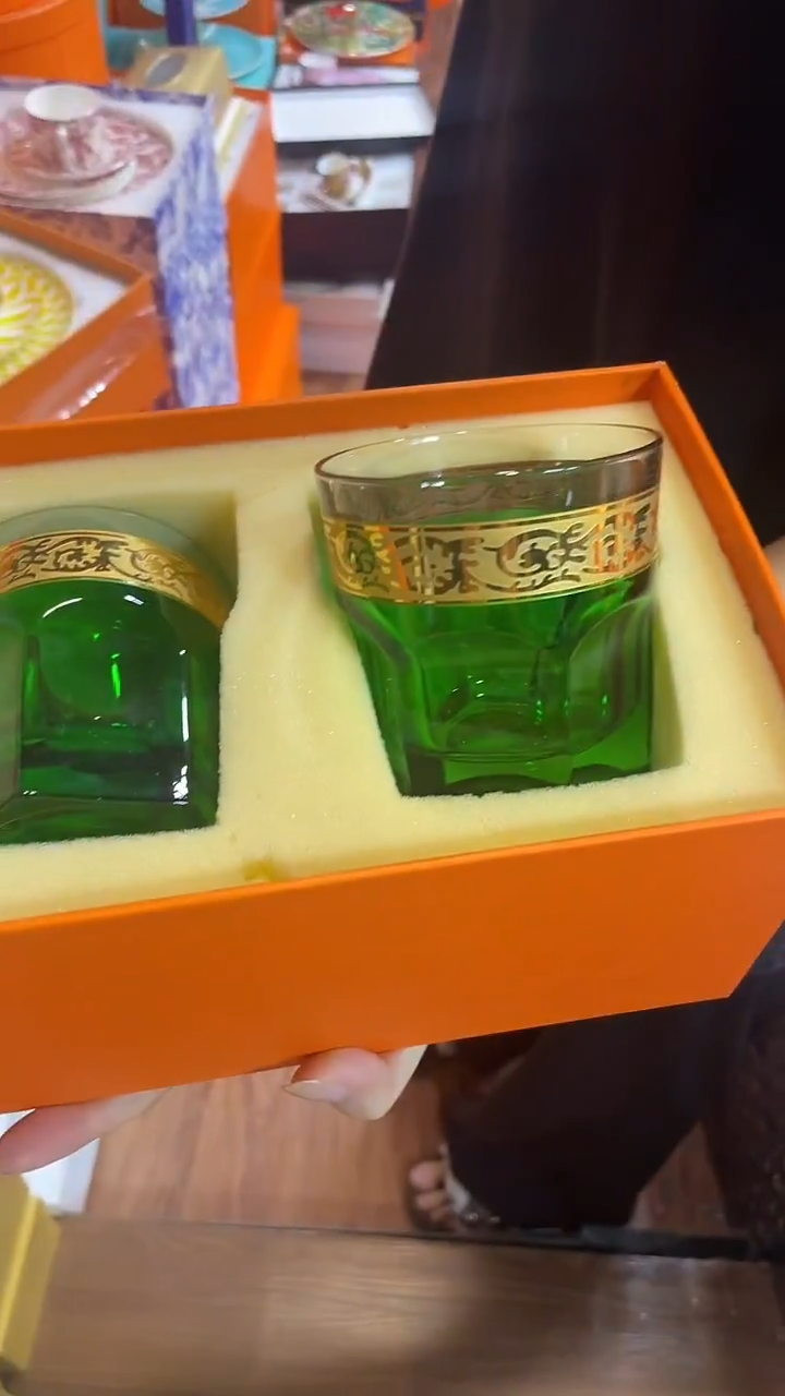 杯鸿辉家品牌瓷器，京东包邮！