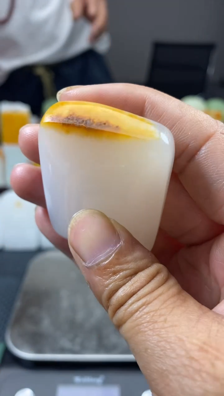 天然玉石未镶嵌颈饰