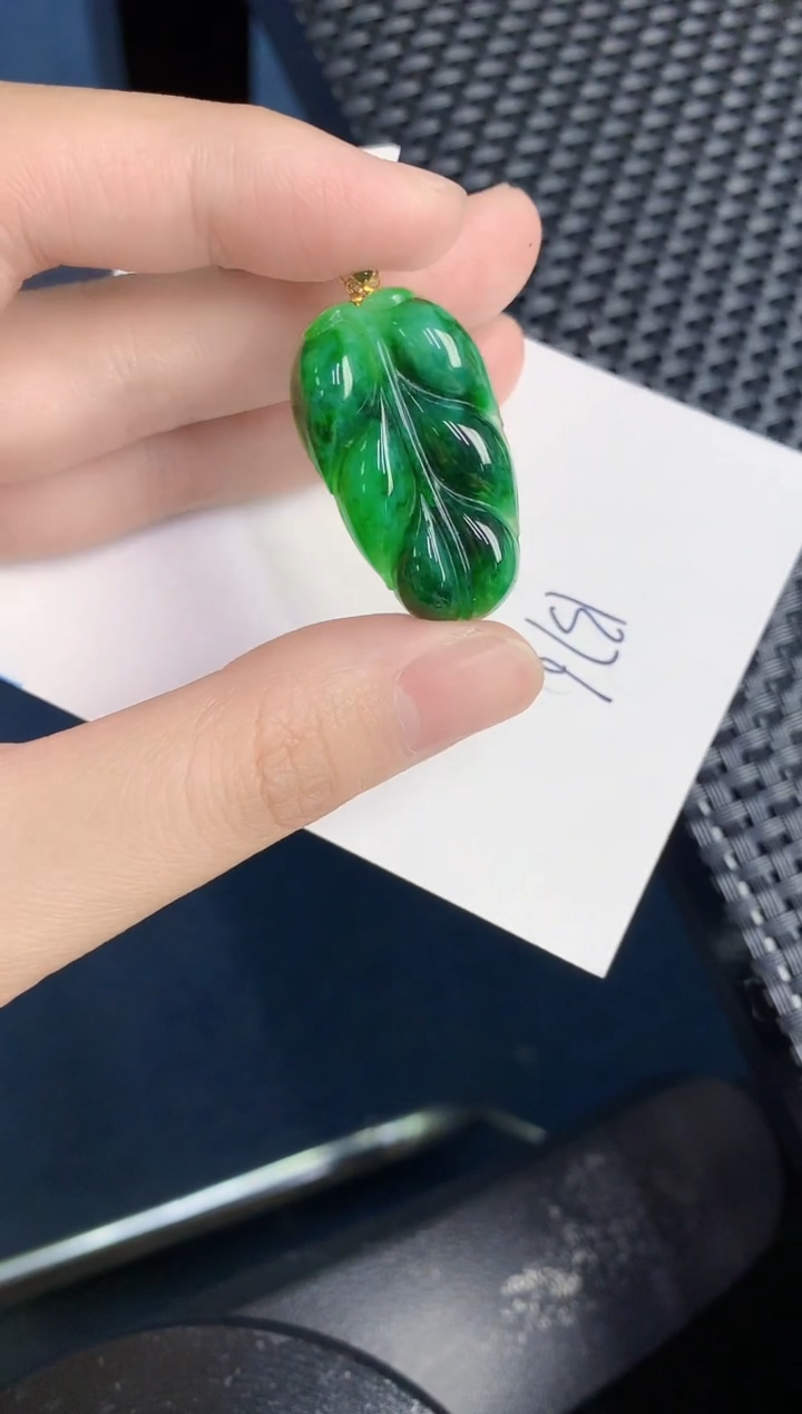 【闪购商品】翡翠颈饰18K金镶嵌000000000