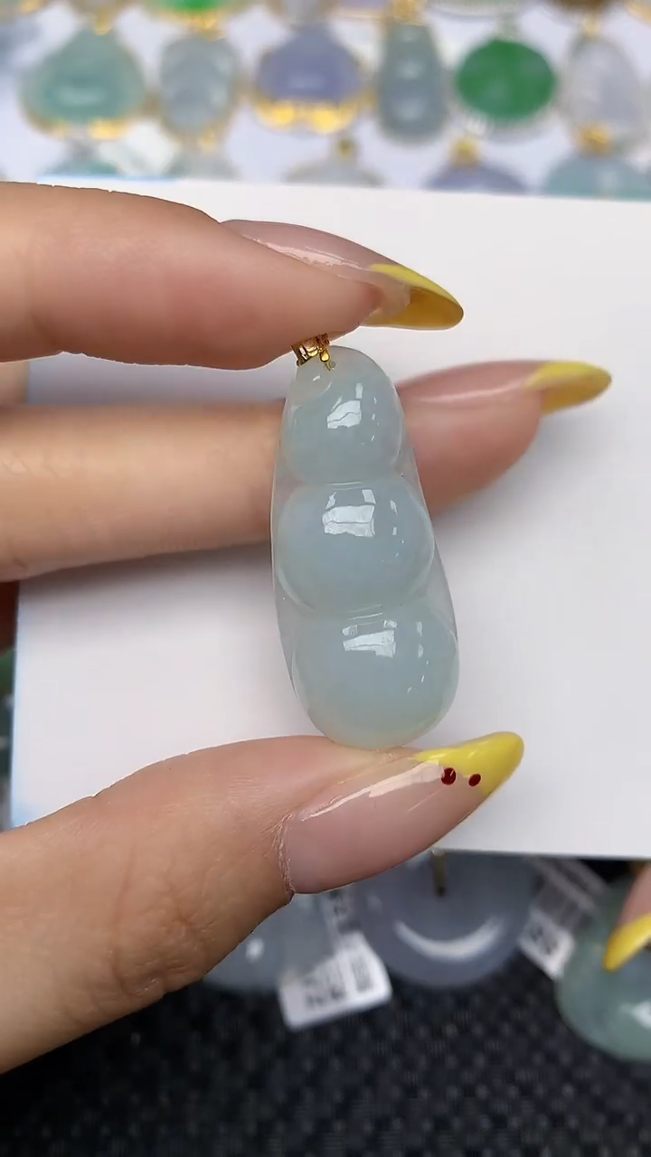 翡翠18K金镶嵌项链天然翡翠A货