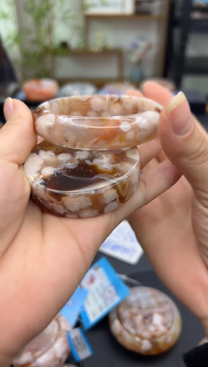 【闪购商品】石英质玉手镯未镶嵌C47(58圈赠送镯心)