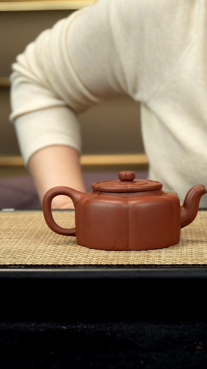 【闪购商品】紫砂茶壶中槽清梅花周盘200