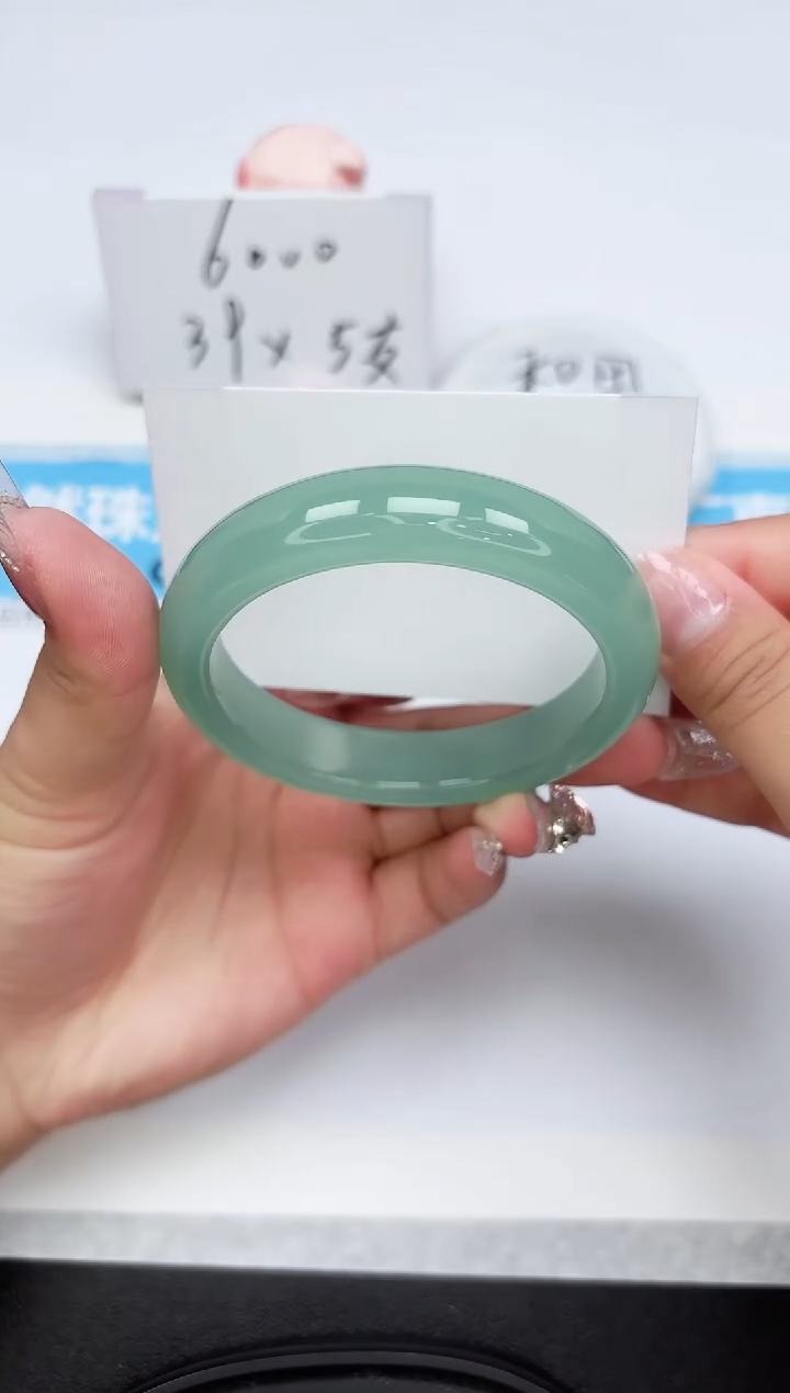 石英质玉手镯未镶嵌72-59.8