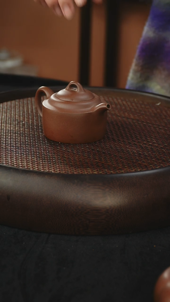 茶壶紫砂禅钟  底槽清