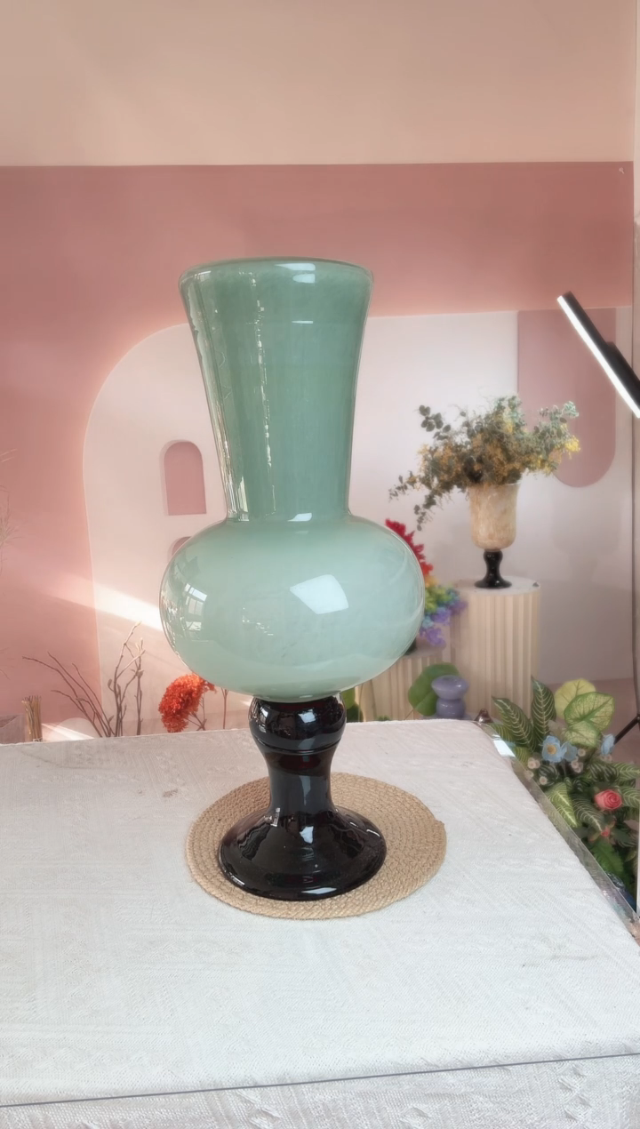 068直播玻璃花瓶