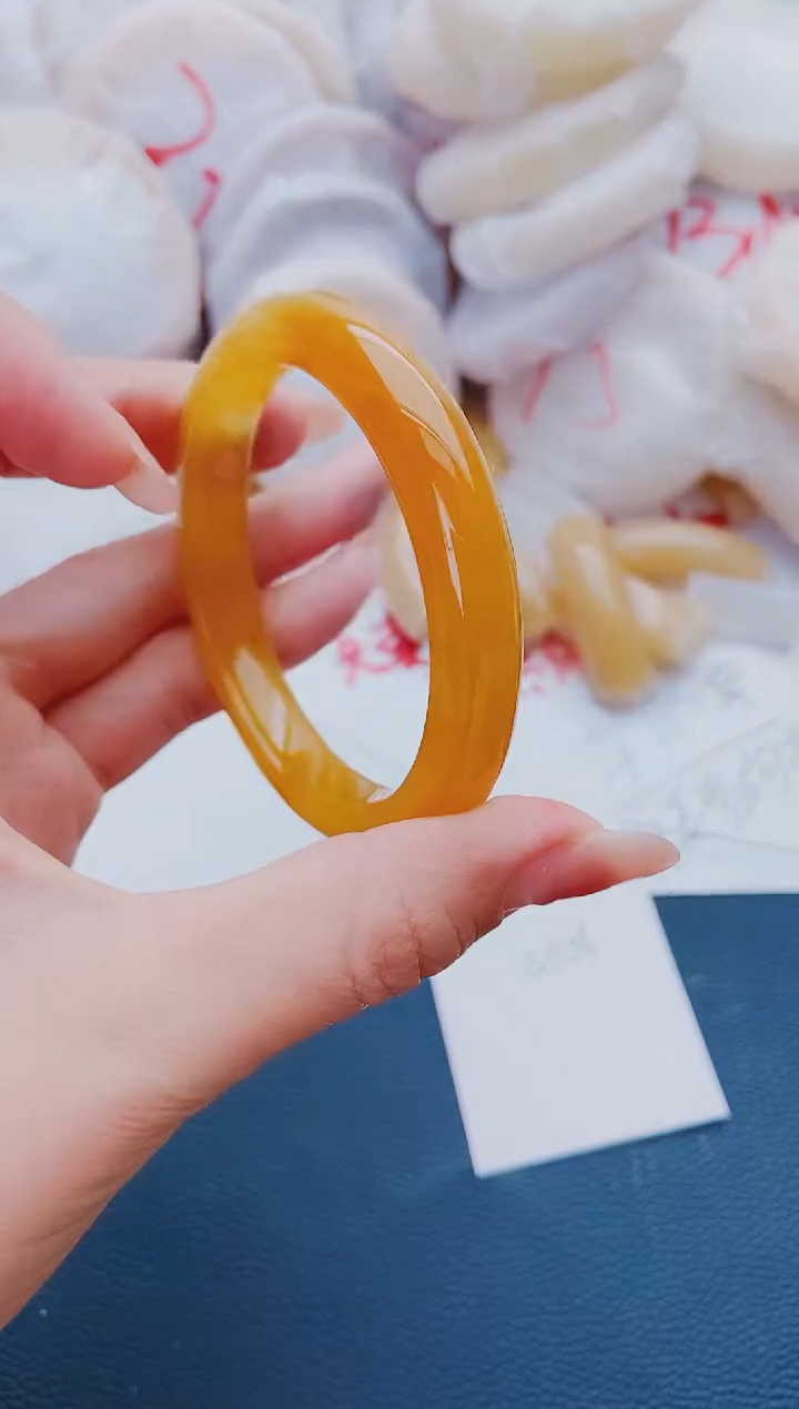 石英质玉手镯未镶嵌L93-55-56