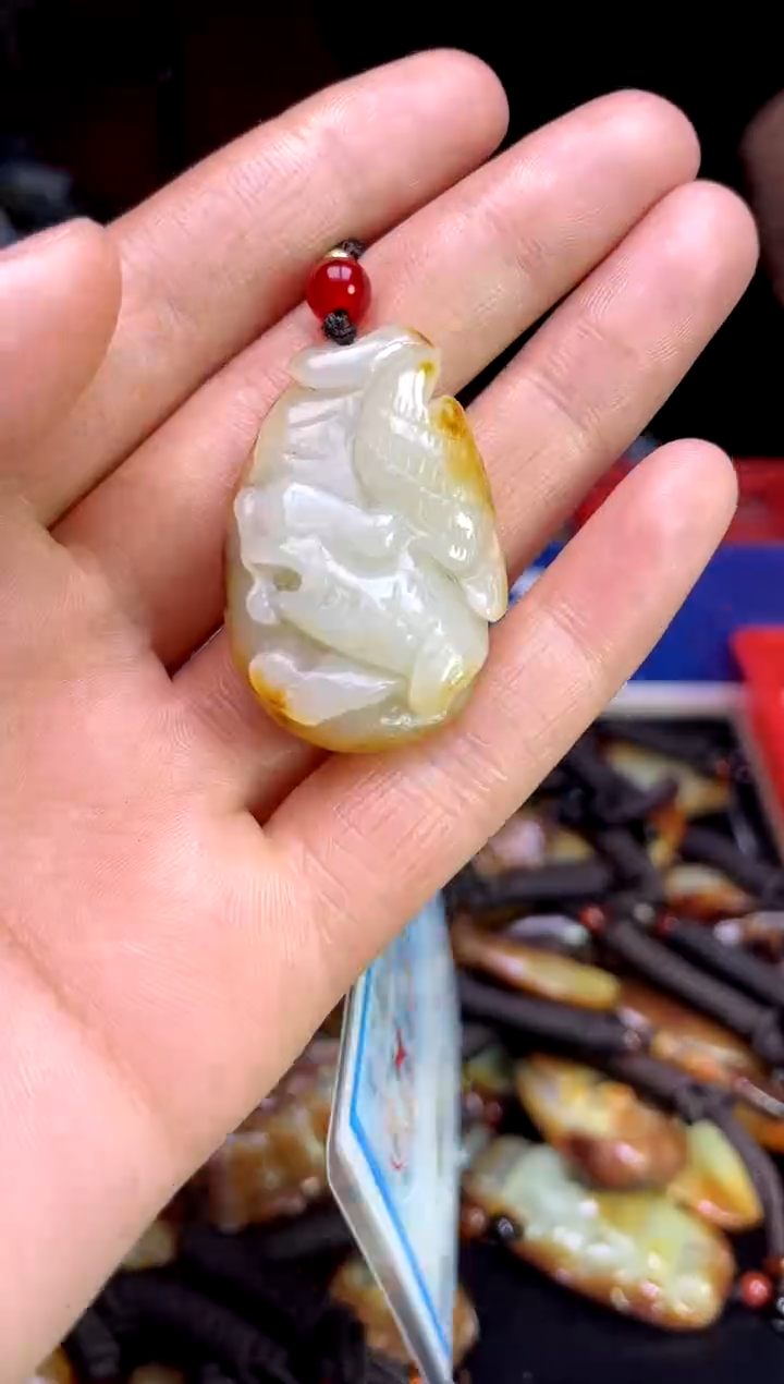 【闪购商品】和田玉未镶嵌颈饰1