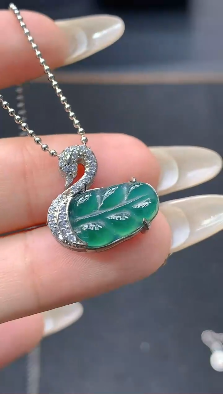 未镶嵌挂件翡翠天然翡翠