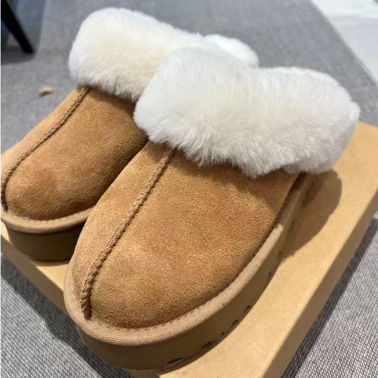 桑坡厚底星拖潮流爆款秋冬时尚加厚加绒保暖舒适女式包头拖鞋