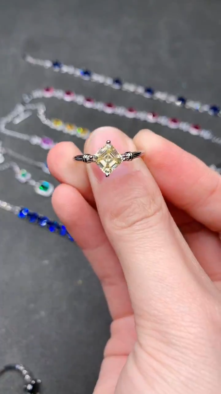 【闪购商品】黄色碧玺戒指银S925镶嵌........