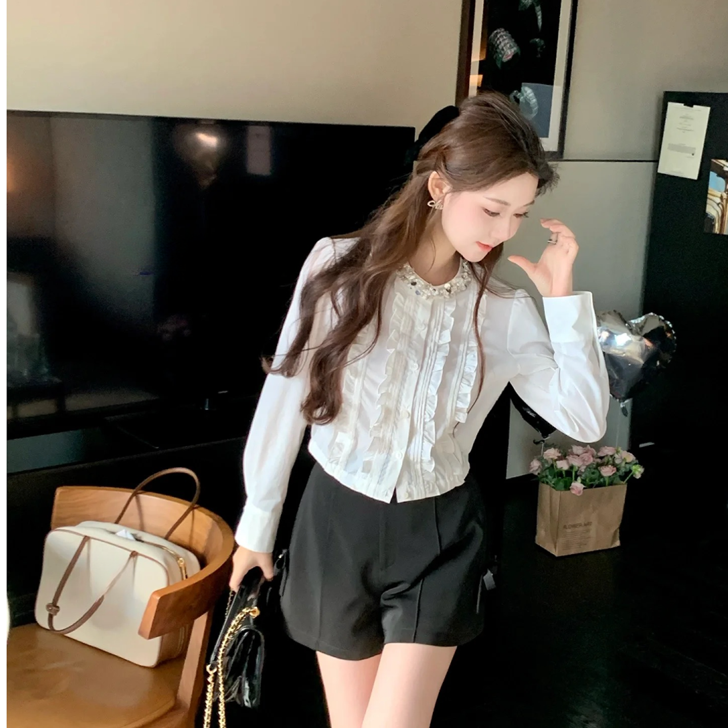 《猪猪出品》2025春夏上新高定褶皱珍珠白珍珠长袖衬衫575