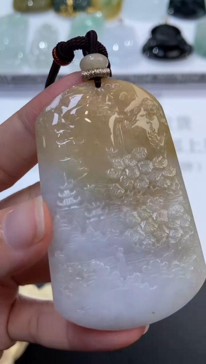 未镶嵌挂件翡翠356526  多人