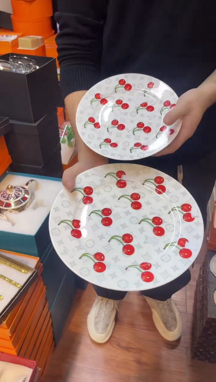 杯鸿辉家品牌瓷器，京东包邮！