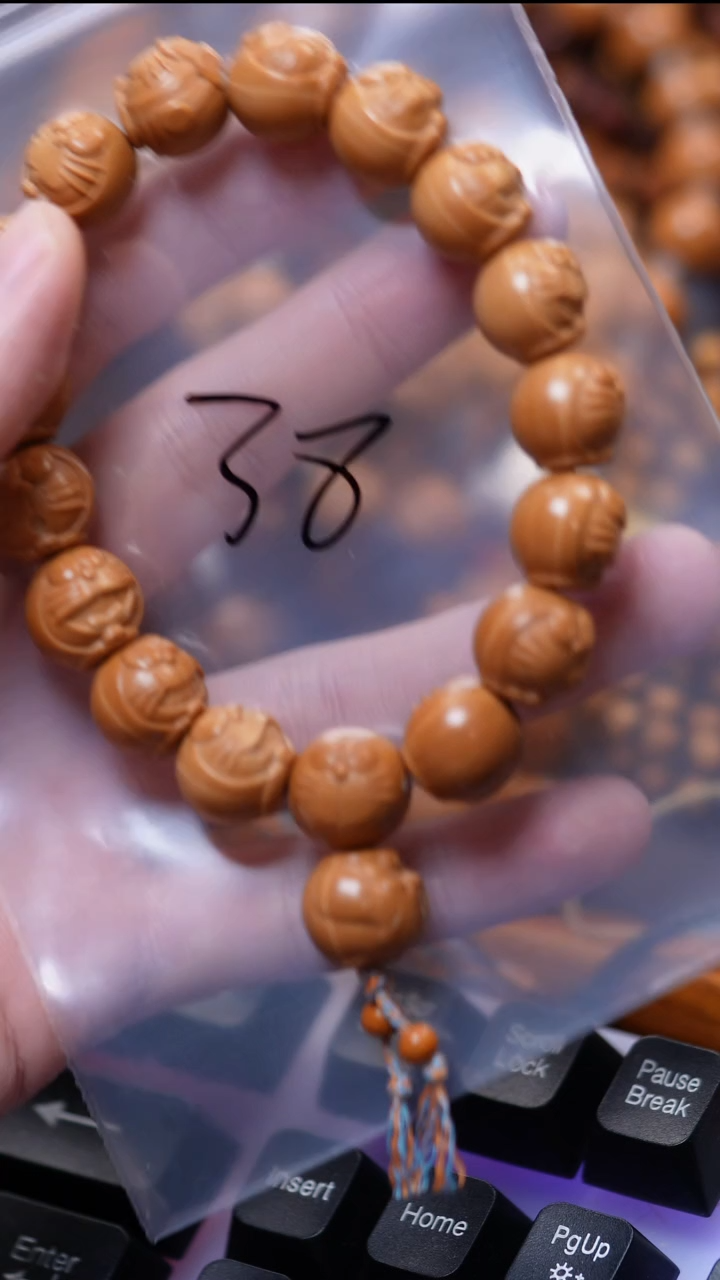 手串猴头核桃1111