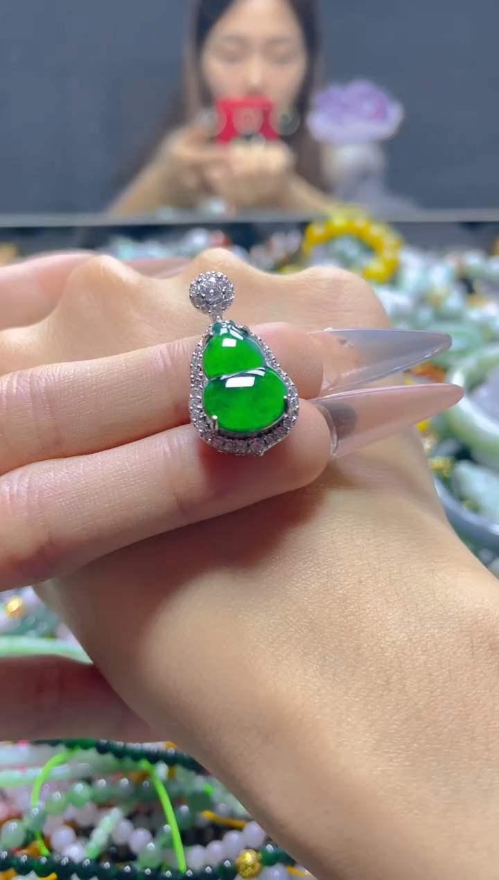 颈饰未镶嵌翡翠/K/翡翠A货，一件也是批发价