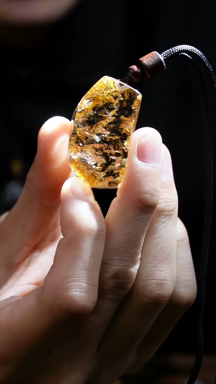 吊坠(赠链)未镶嵌水晶水晶