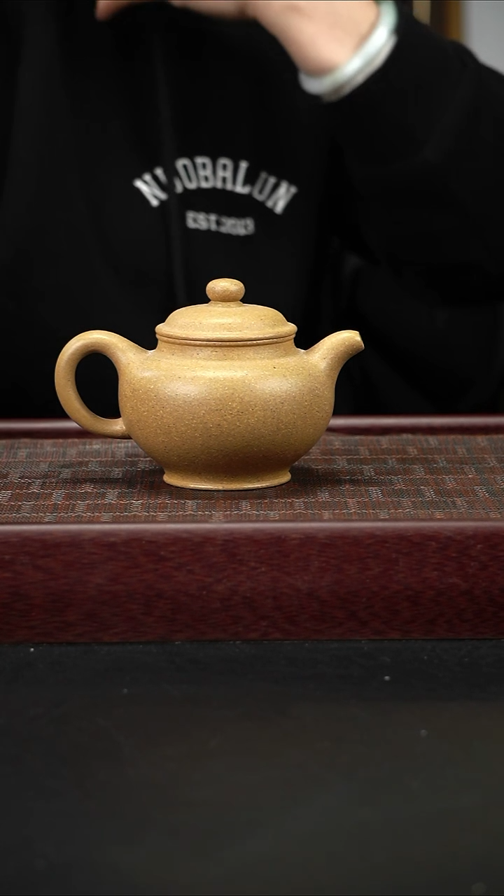 茶壶紫砂xj黄金段掇只280cc
