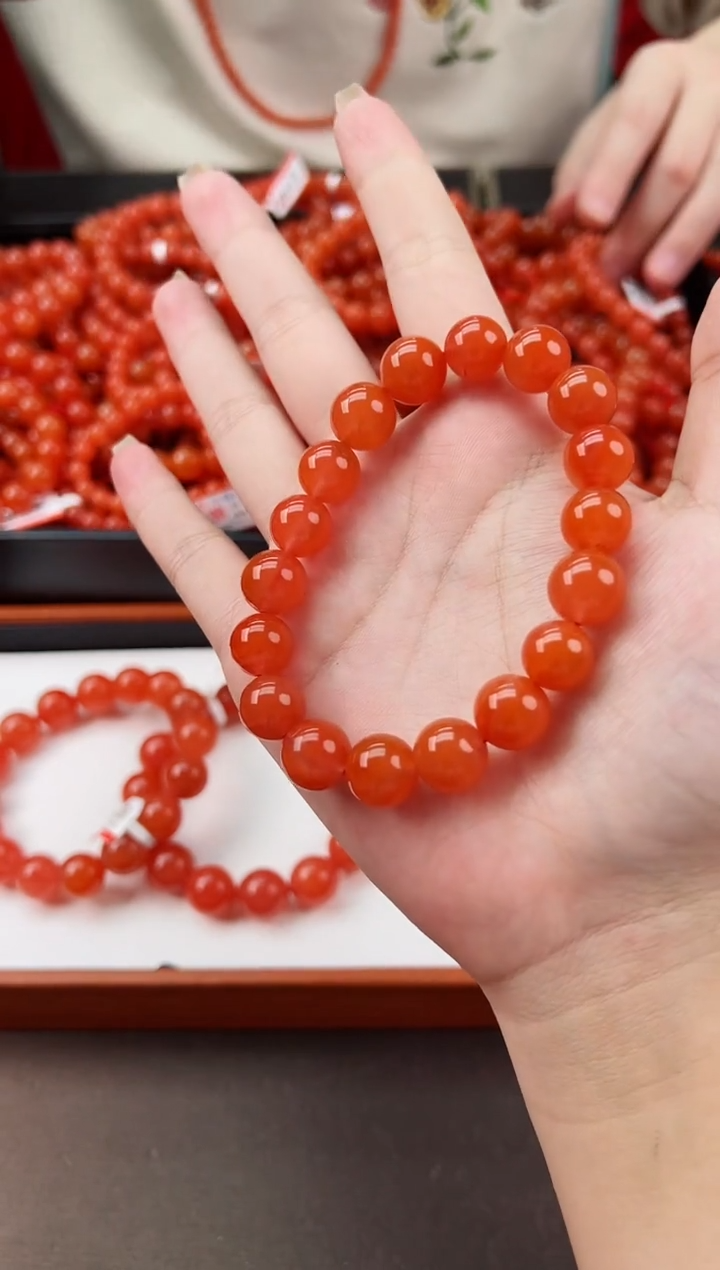 【闪购商品】南红玛瑙手串未镶嵌滴水洞亮光11+一条