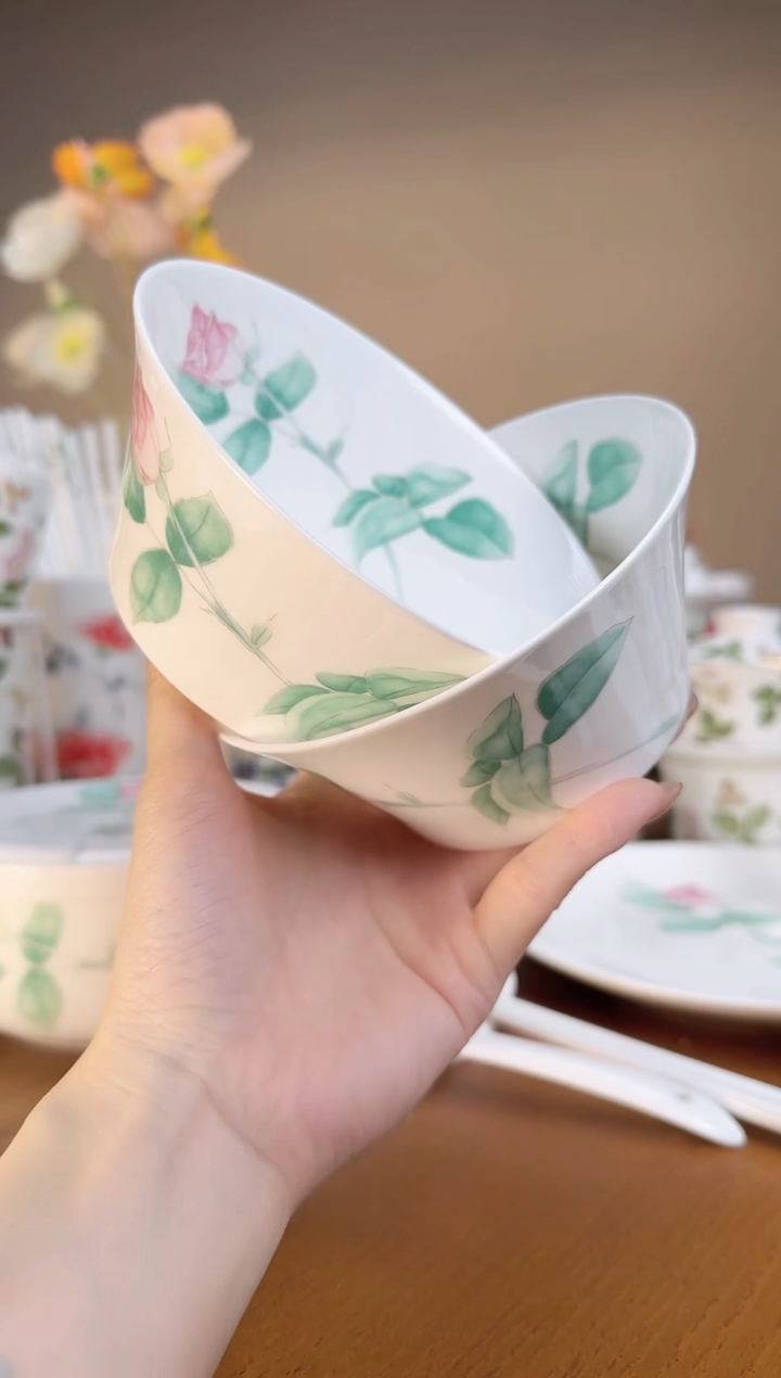 【闪购商品】 玫瑰高骨瓷米碗2个