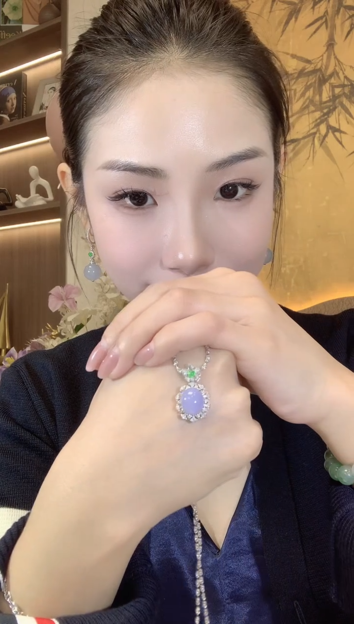 【闪购商品】翡翠吊坠(不含链)18K金镶嵌C23多样性发一件