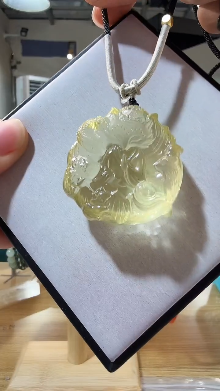 吊坠(赠链)未镶嵌水晶优0111